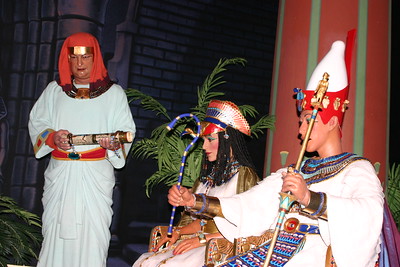 Spaceship Earth-Papyrus